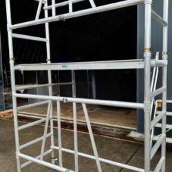 Gerüst Klappgerüst mit Ausbaueinheit Firma RIESA